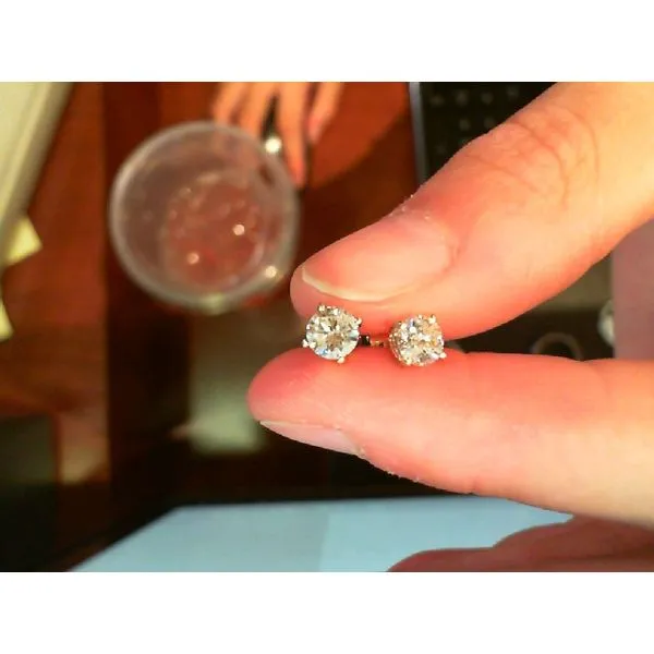 Earring Meyers Jewelers Grove City, OH