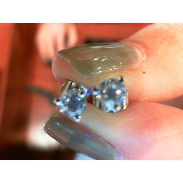 Earring Meyers Jewelers Grove City, OH