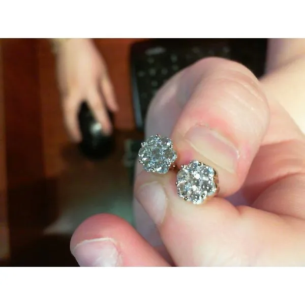 Earring Meyers Jewelers Grove City, OH