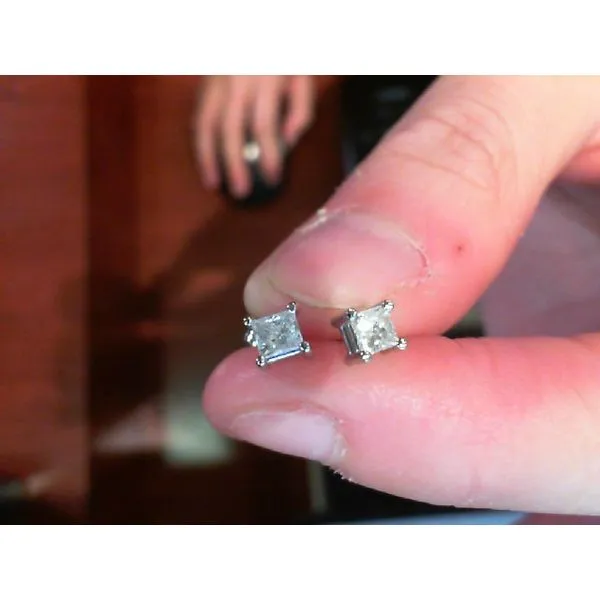 Earring Meyers Jewelers Grove City, OH