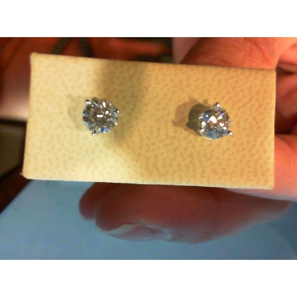 Earring Meyers Jewelers Grove City, OH