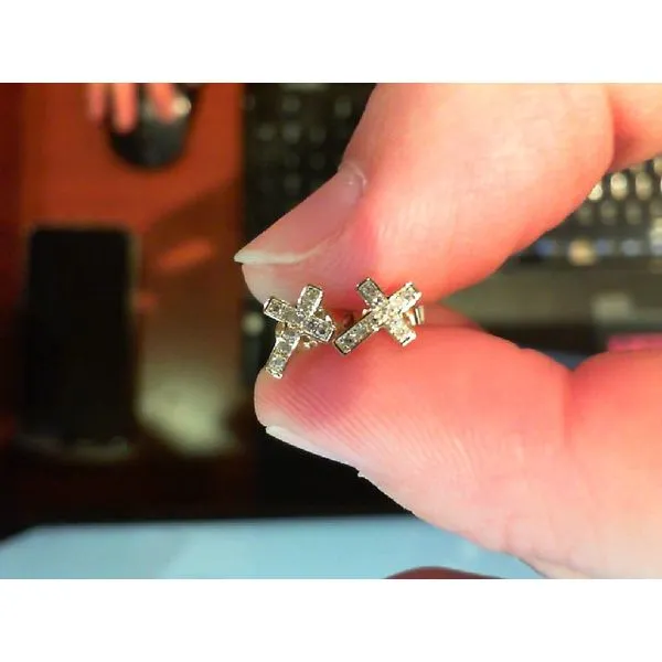 Earring Meyers Jewelers Grove City, OH