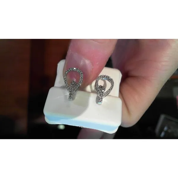 Earring Meyers Jewelers Grove City, OH
