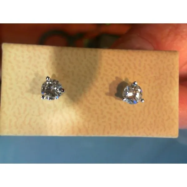 Earring Meyers Jewelers Grove City, OH