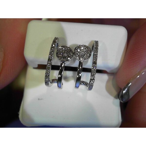 Earring Meyers Jewelers Grove City, OH