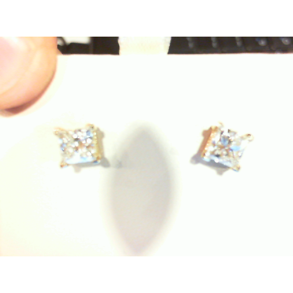 Earring Meyers Jewelers Grove City, OH