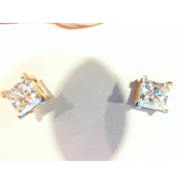 Earring Meyers Jewelers Grove City, OH