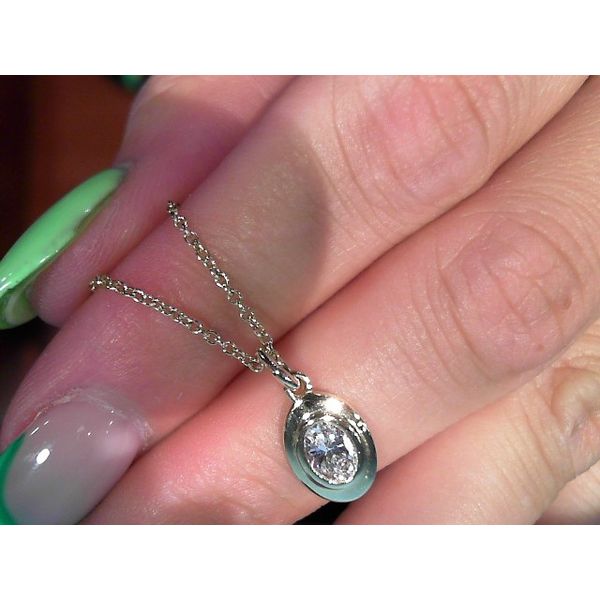 Necklace Meyers Jewelers Grove City, OH