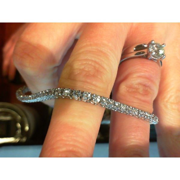 Bracelet Meyers Jewelers Grove City, OH