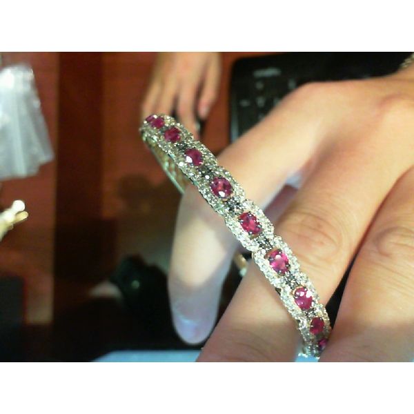 Bracelet Meyers Jewelers Grove City, OH