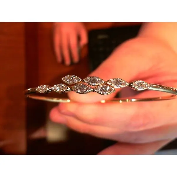 Bracelet Meyers Jewelers Grove City, OH