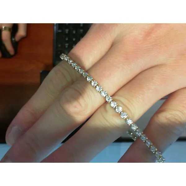 Bracelet Meyers Jewelers Grove City, OH