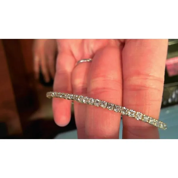 Bracelet Meyers Jewelers Grove City, OH