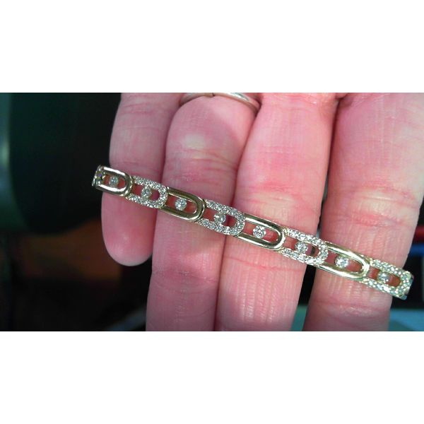 Bracelet Meyers Jewelers Grove City, OH