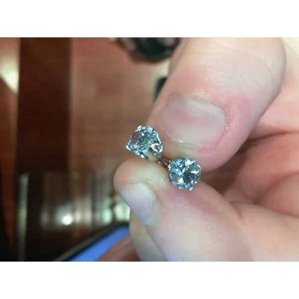 Earring Meyers Jewelers Grove City, OH