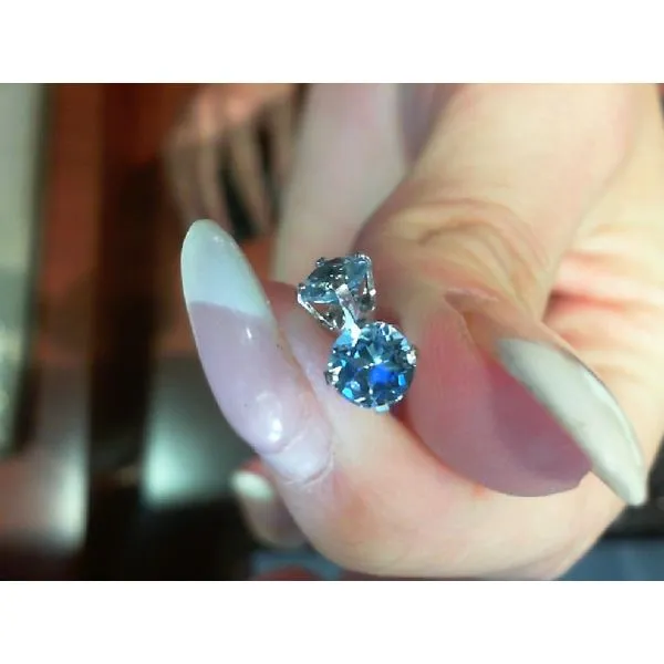 Earring Meyers Jewelers Grove City, OH