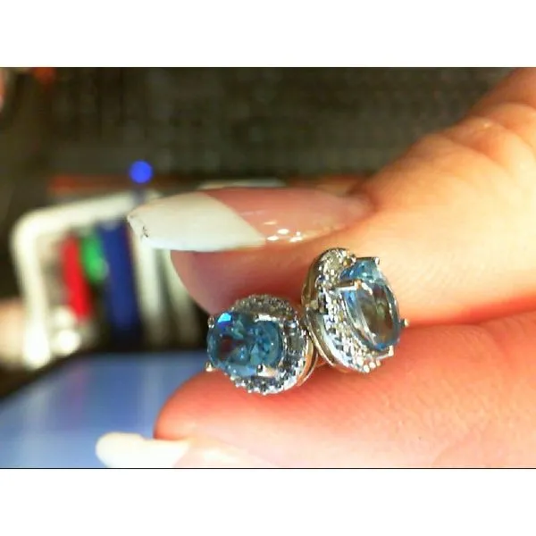 Earring Meyers Jewelers Grove City, OH