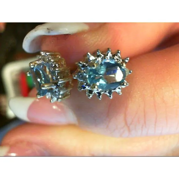 Earring Meyers Jewelers Grove City, OH