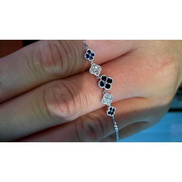 Earring Meyers Jewelers Grove City, OH