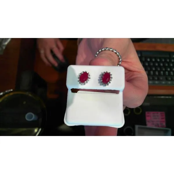 Earring Meyers Jewelers Grove City, OH