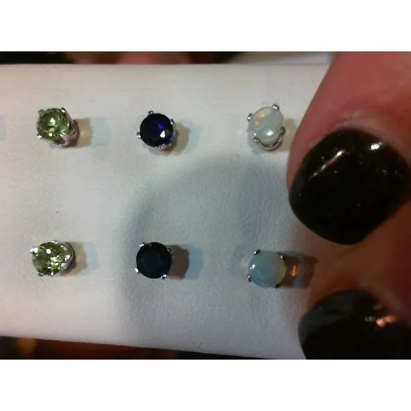 Earring Meyers Jewelers Grove City, OH