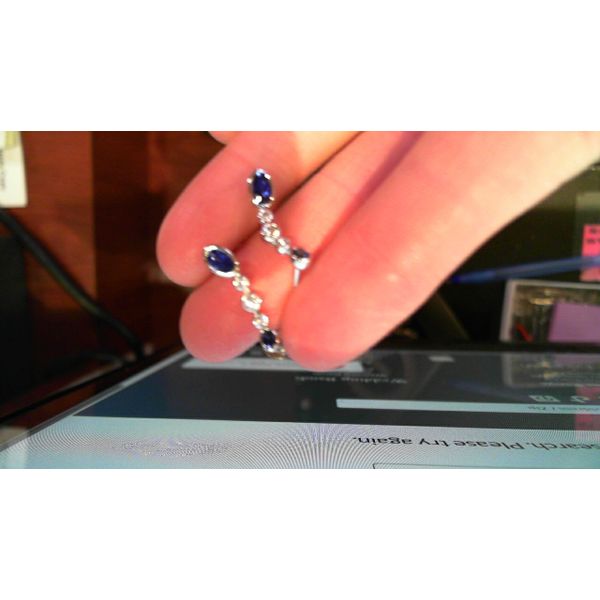 Earring Meyers Jewelers Grove City, OH