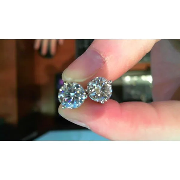 Earring Meyers Jewelers Grove City, OH