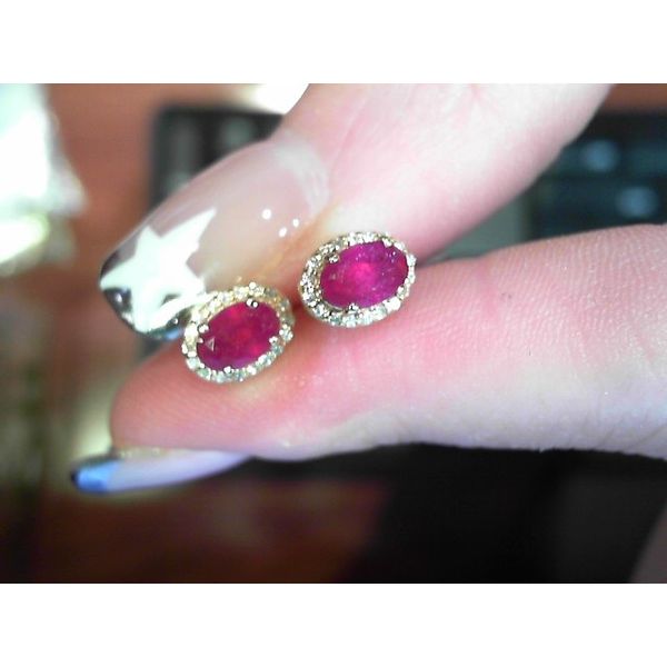 Earring Meyers Jewelers Grove City, OH