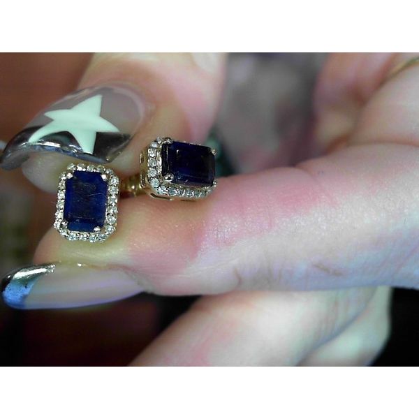 Earring Meyers Jewelers Grove City, OH
