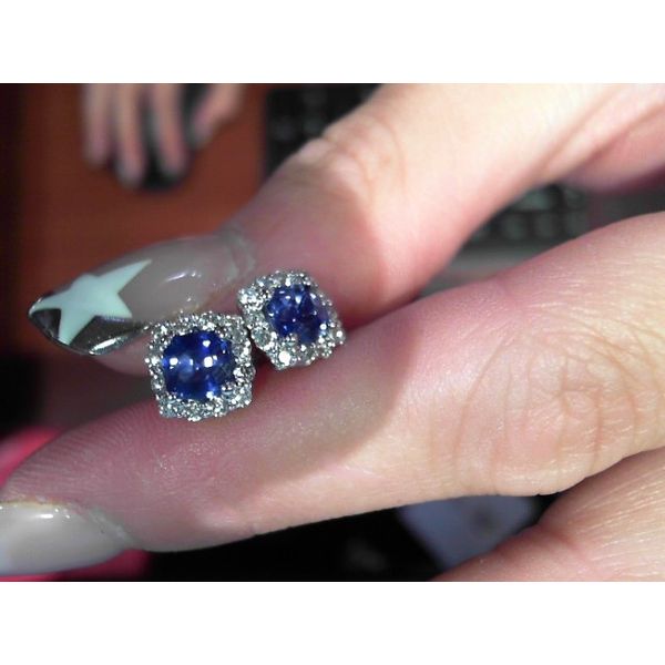 Earring Meyers Jewelers Grove City, OH