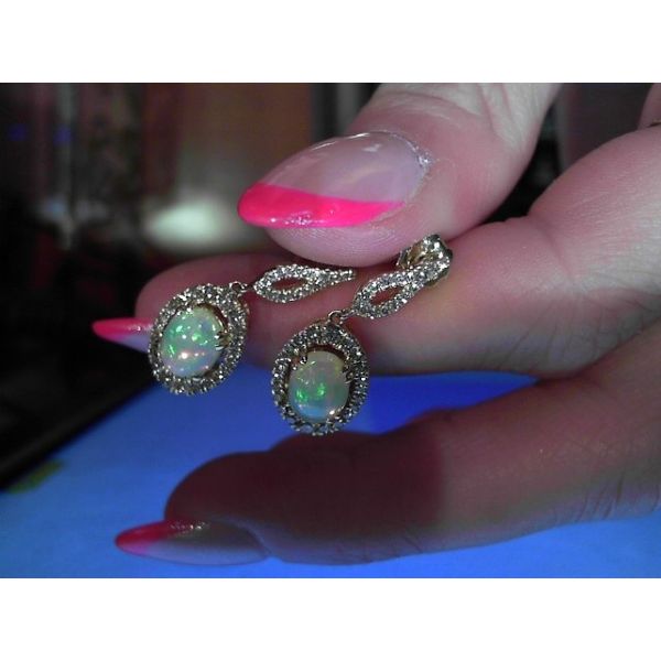 Earring Meyers Jewelers Grove City, OH