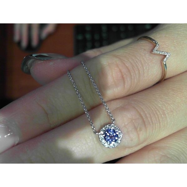 Necklace Meyers Jewelers Grove City, OH