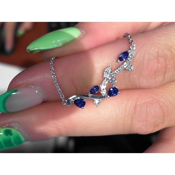 Necklace Meyers Jewelers Grove City, OH