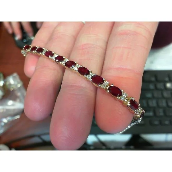 Bracelet Meyers Jewelers Grove City, OH