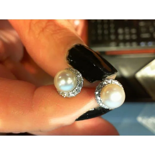 Earring Meyers Jewelers Grove City, OH