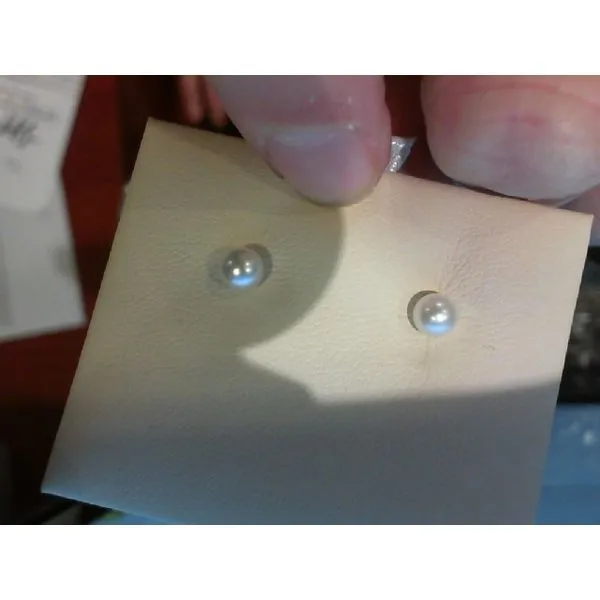 Earring Meyers Jewelers Grove City, OH