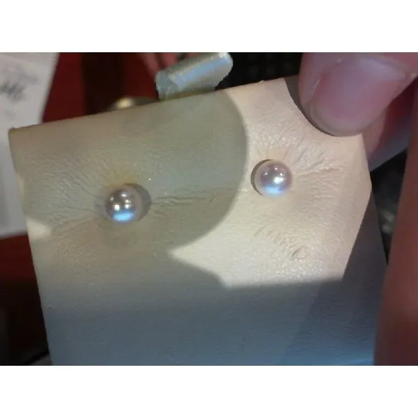 Earring Meyers Jewelers Grove City, OH
