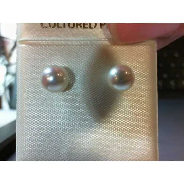 Earring Meyers Jewelers Grove City, OH