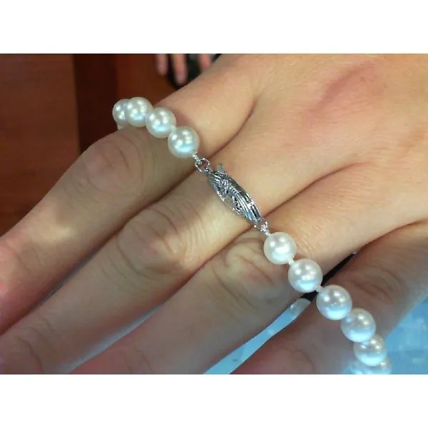 Necklace Meyers Jewelers Grove City, OH