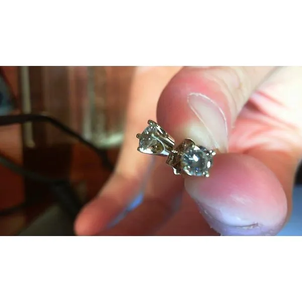 Earring Meyers Jewelers Grove City, OH