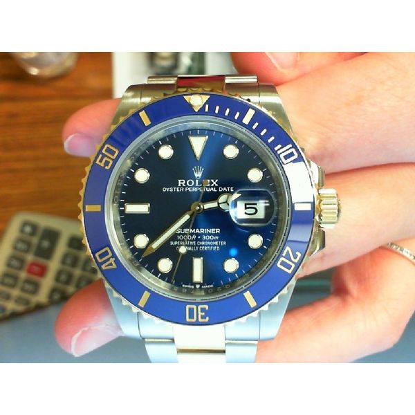 Watch Meyers Jewelers Grove City, OH