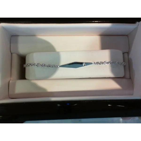 Bracelet Meyers Jewelers Grove City, OH