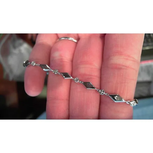 Bracelet Meyers Jewelers Grove City, OH