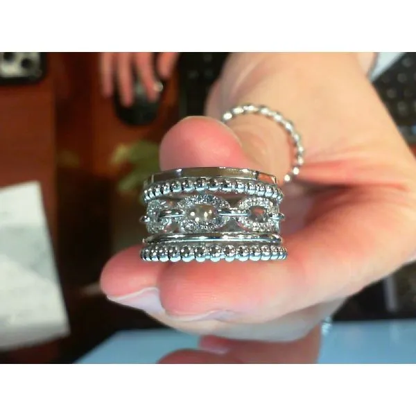Ring Meyers Jewelers Grove City, OH