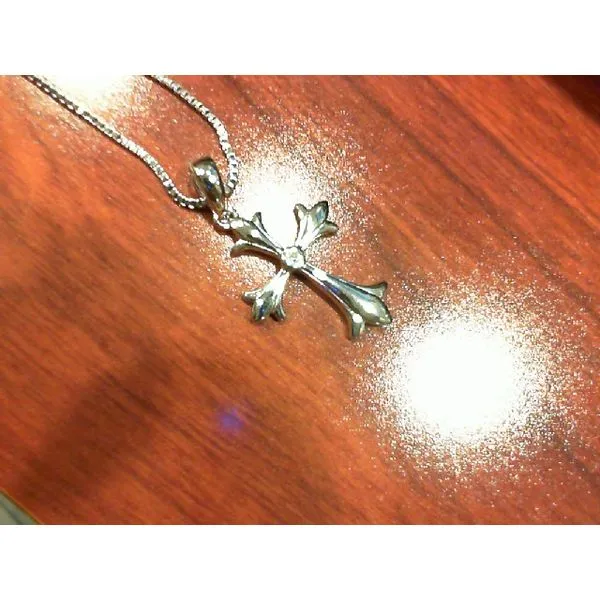 Silver Pendant with diamonds Meyers Jewelers Grove City, OH