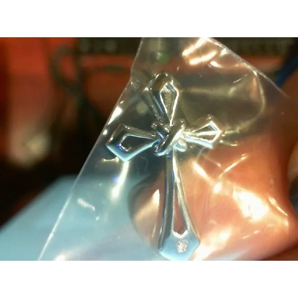Silver Pendant with diamonds Meyers Jewelers Grove City, OH