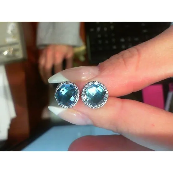 Earring Meyers Jewelers Grove City, OH