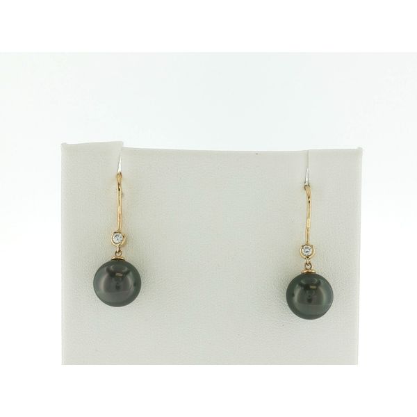 Pearl Earrings Michael Szwed Jewelers Longmeadow, MA
