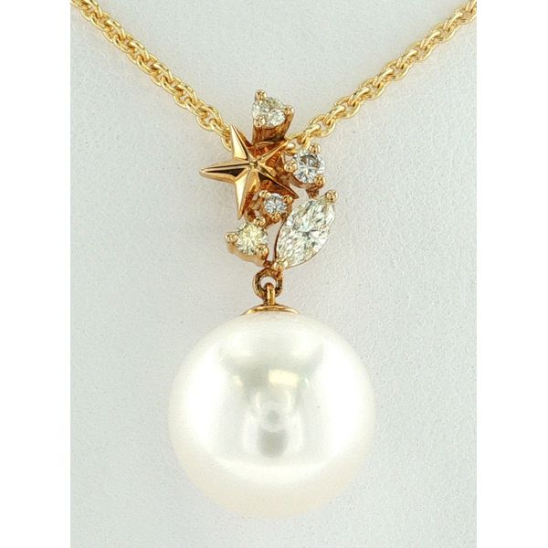 Pearl Pendant Michael Szwed Jewelers Longmeadow, MA
