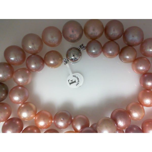 Pearl Jewelry Michele & Company Fine Jewelers Lapeer, MI